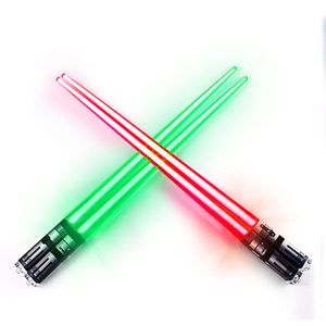 ChopSabers - Palillos de luz LED (2 unidades), color rojo y verde