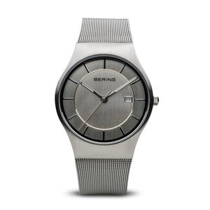 Bering Time 11938 – 000 Mens Classic Collection – Reloj con Banda de malla y resistente a los Arañazos vidrio de zafiro. Diseñado en Dinamarca.