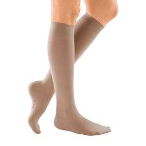 Mediven Comfort, 20-30 mmHg, Calcetines de compresión alta de pantorrilla, dedo del pie cerrado, 46103, 1