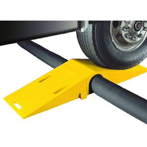 Diamondback uhb3035 sistema único de túnel Modular Cable y puente de la manguera de poliuretano para líneas 3.5", Amarillo, Longitud de 38.25", 16" an