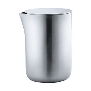 Contenedor de leche con tapa
