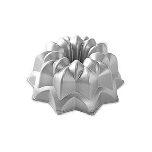 Nordic Ware – Pro Cast Star – Molde de Pan