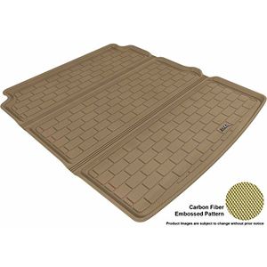 3D MAXpider Cargo Custom Fit  Tapete de piso AllWeather para ciertos modelos de Volkswagen Passat Kagu Rubber Tan