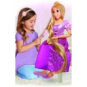 Disney Princess Rapunzel 31.9 in Playdate, My Size muñeca articulada, viene con cepillo para peinar sus largas cerraduras doradas, vestido púrpura ins